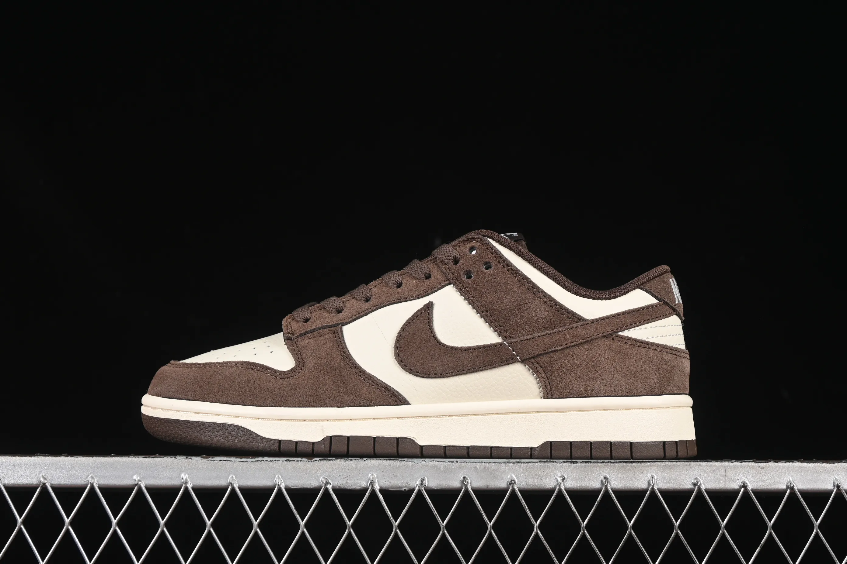 All categories Nk SB Dunk series Nk SB Dunk Low low-top sneakers Nk SB Dunk Low white mocha SB low-top casual sneakers FQ8249-104
